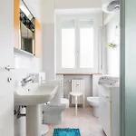 Guesthost - Oltretorrente Ospedale Apartmán