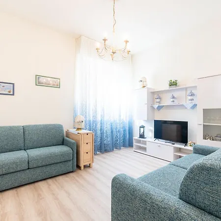 Daire Guesthost - Oltretorrente Ospedale Parma